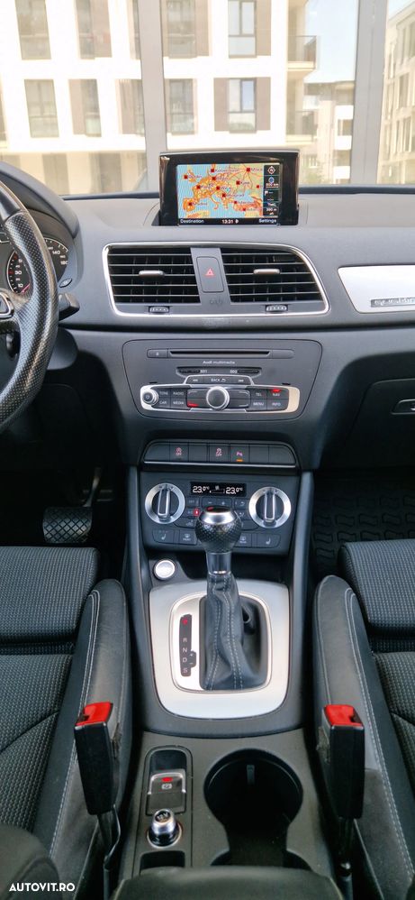 Audi Q3 2.0 TDI Quattro S-Tronic - 30
