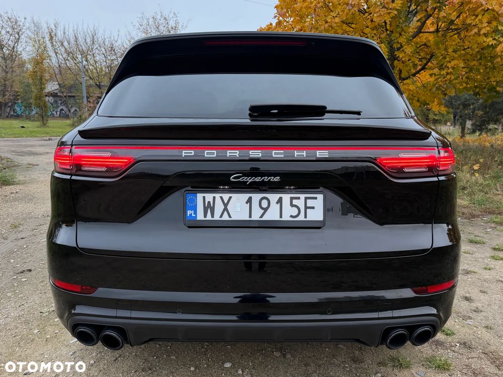 Porsche Cayenne - 10