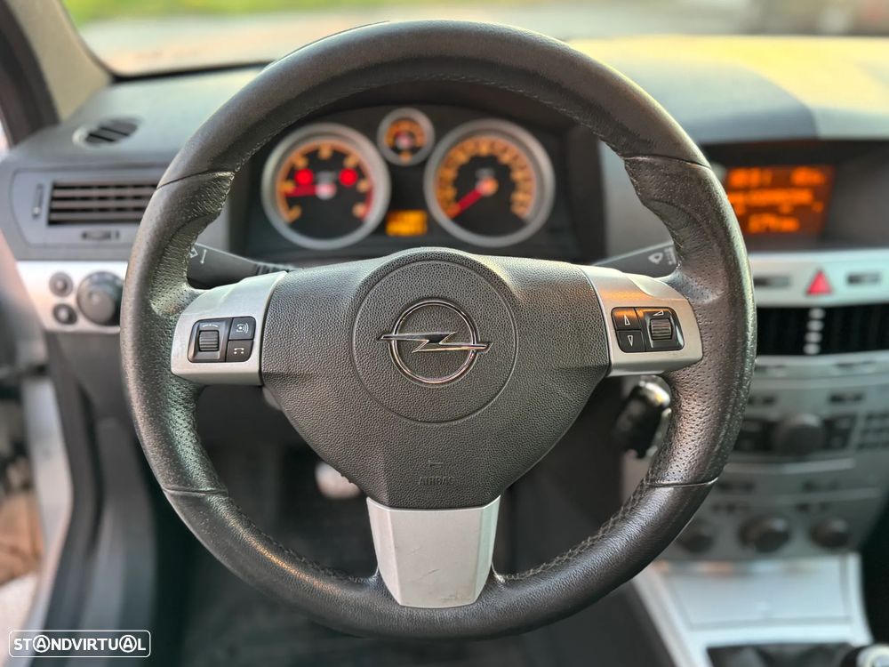 Opel Astra GTC 1.7 CDTI - 8