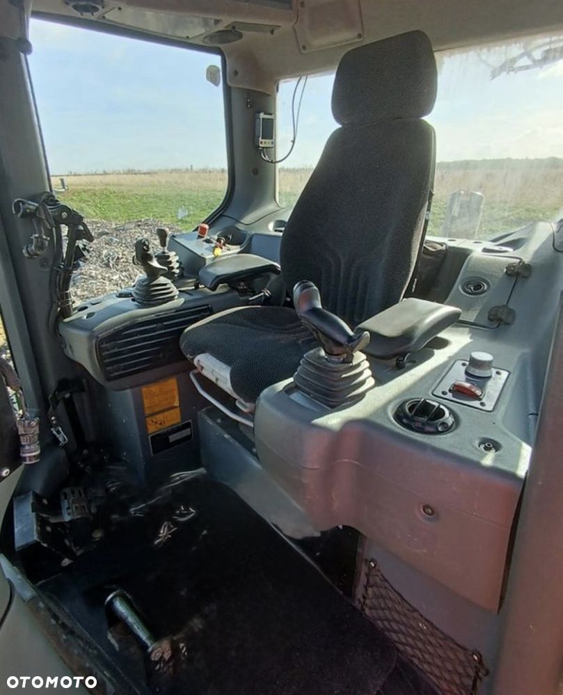 Liebherr PR736LGP - 4