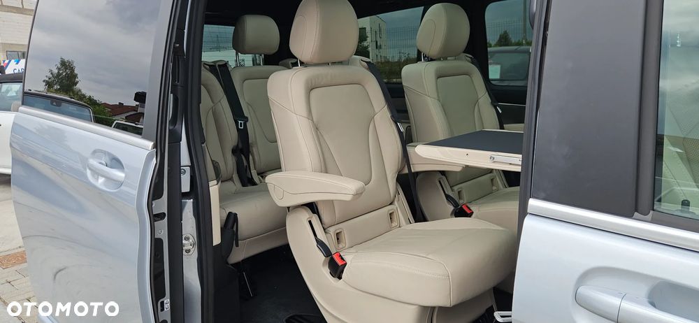 Mercedes-Benz Klasa V 300 d 4-Matic 9G-Tronic Exclusive (d³ugi) - 13
