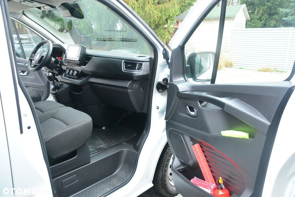 Renault Trafic - 10