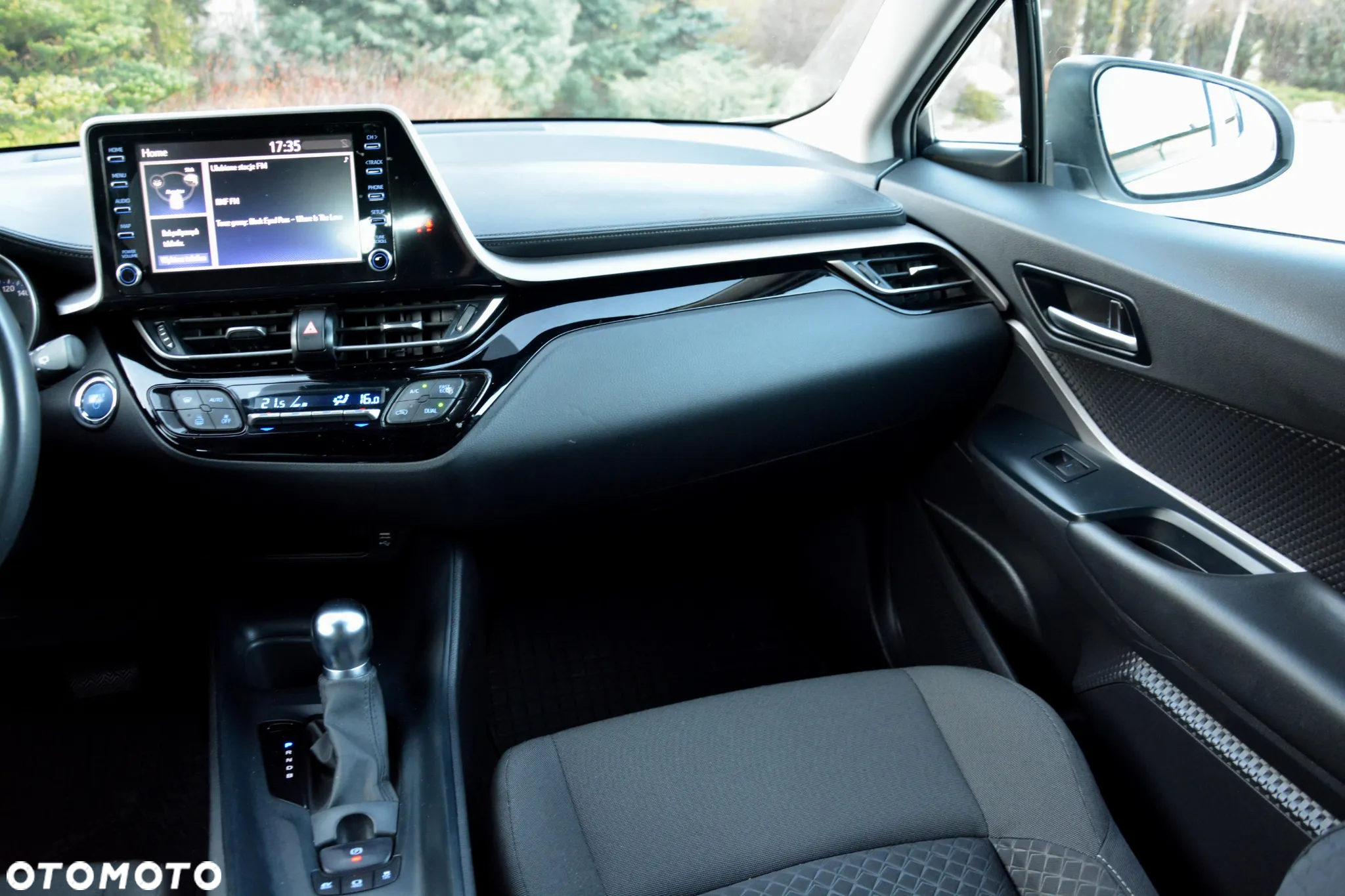 Toyota C-HR 1.8 Hybrid Comfort - 25