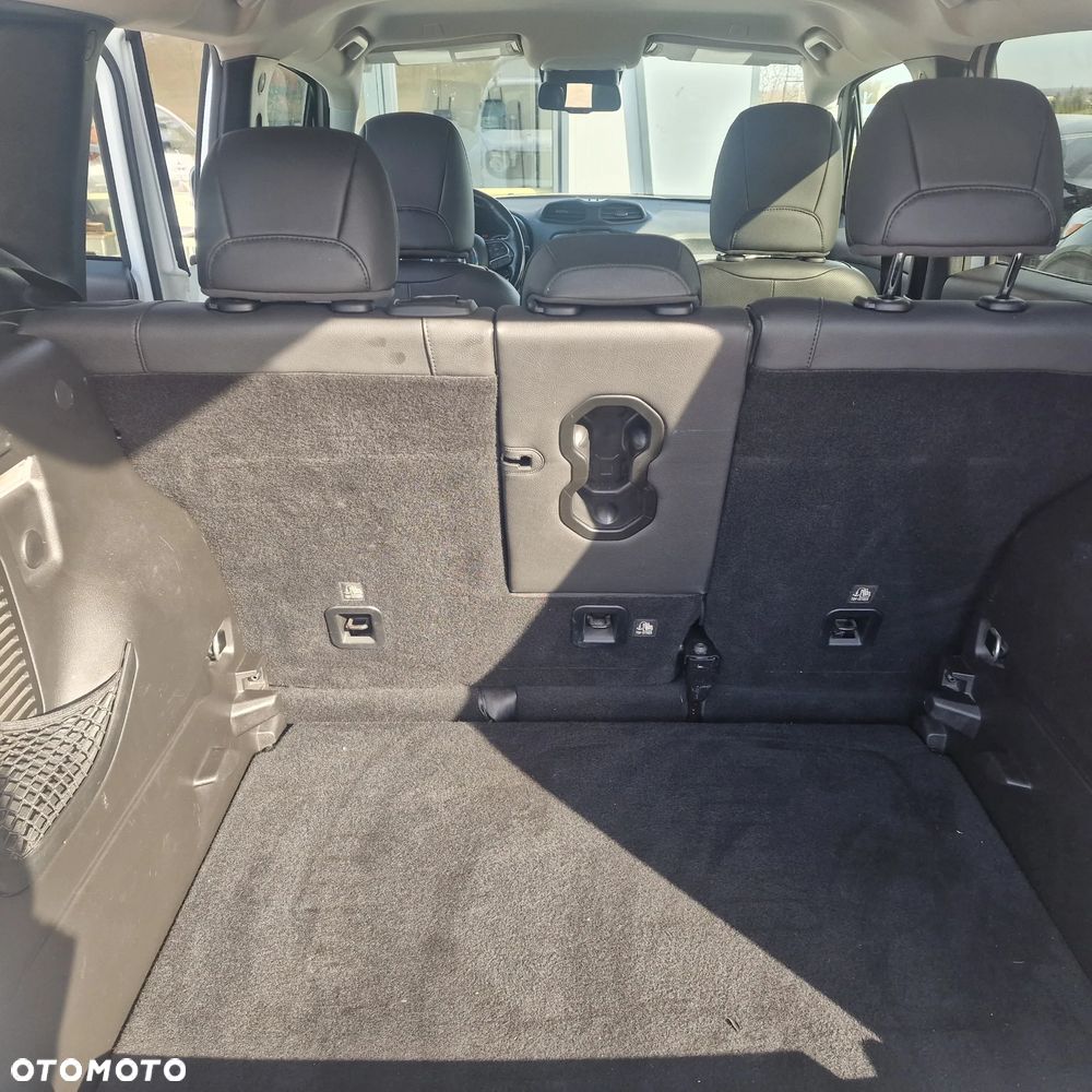 Jeep Renegade - 11