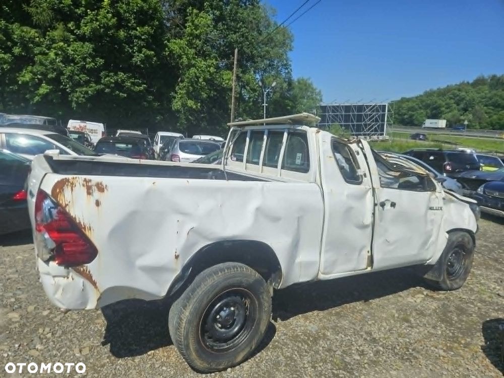 Toyota Hilux - 9