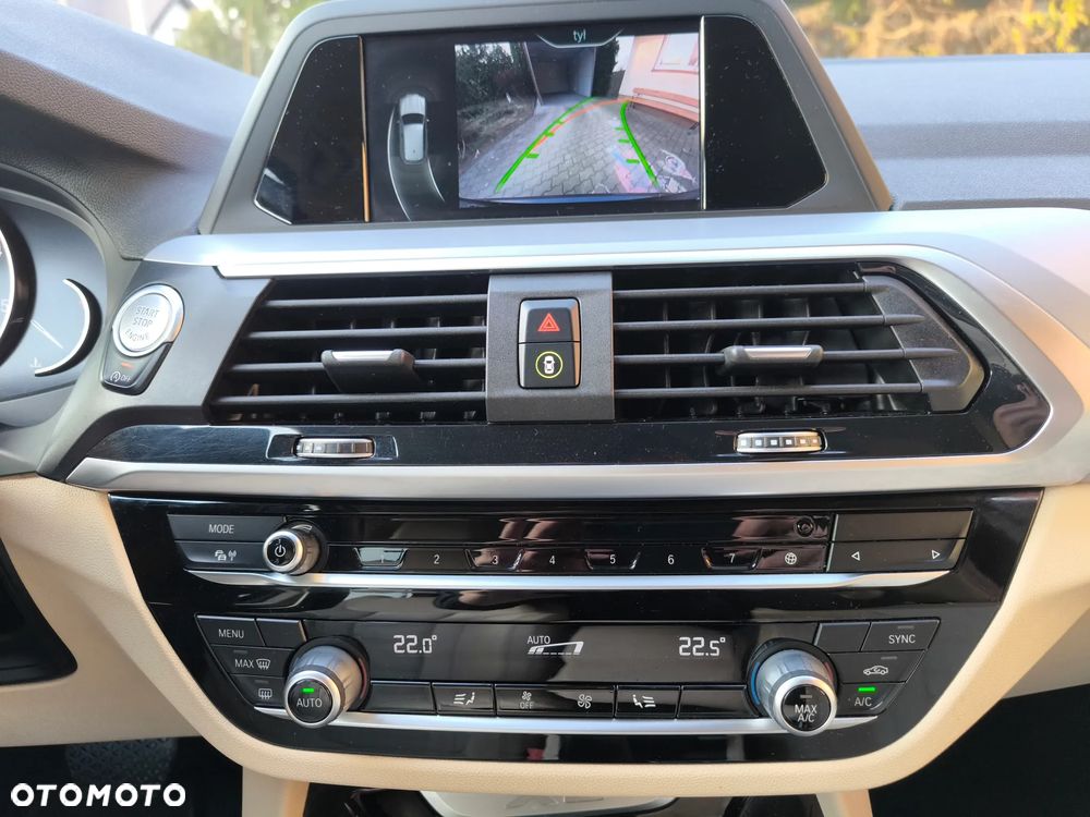 BMW X3 xDrive20d - 11