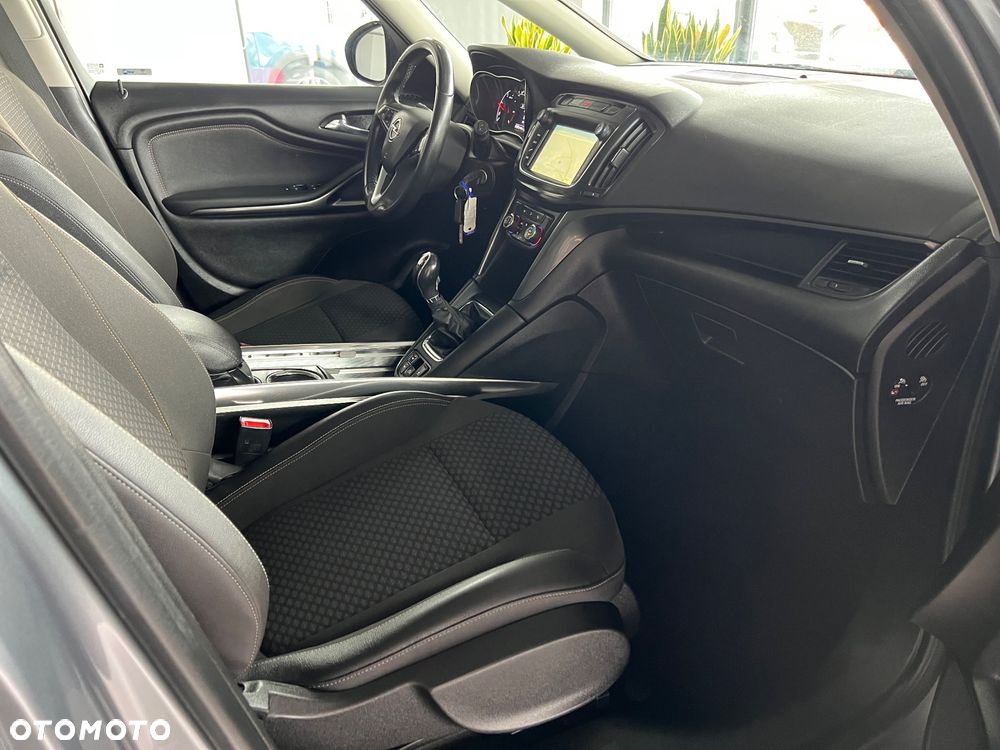 Opel Zafira - 31