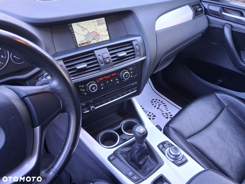 BMW X3 xDrive20d - 17
