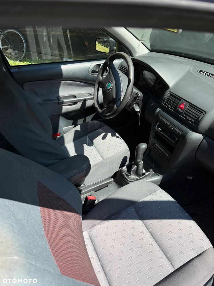 Skoda Octavia 1.9 TDI Tour - 6