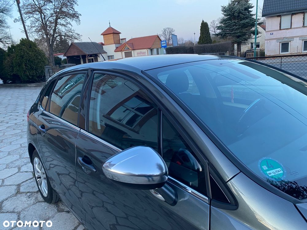 Citroën C4 VTi 95 Selection - 12