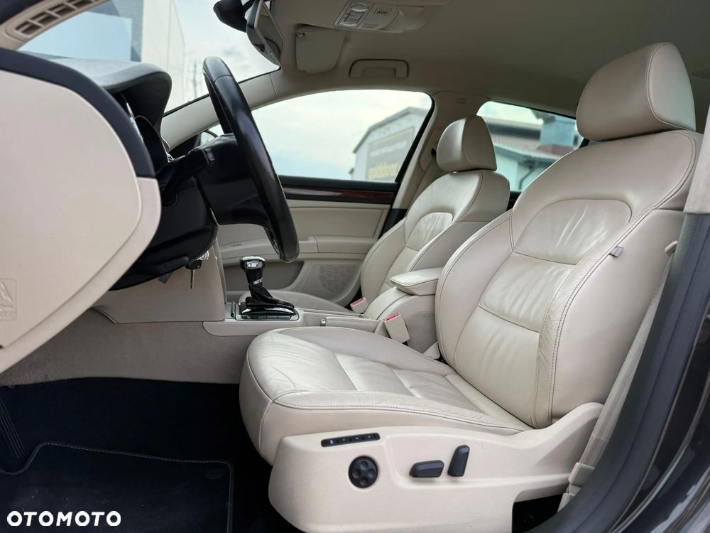 Skoda Superb 1.8 TSI DSG Exclusive - 10