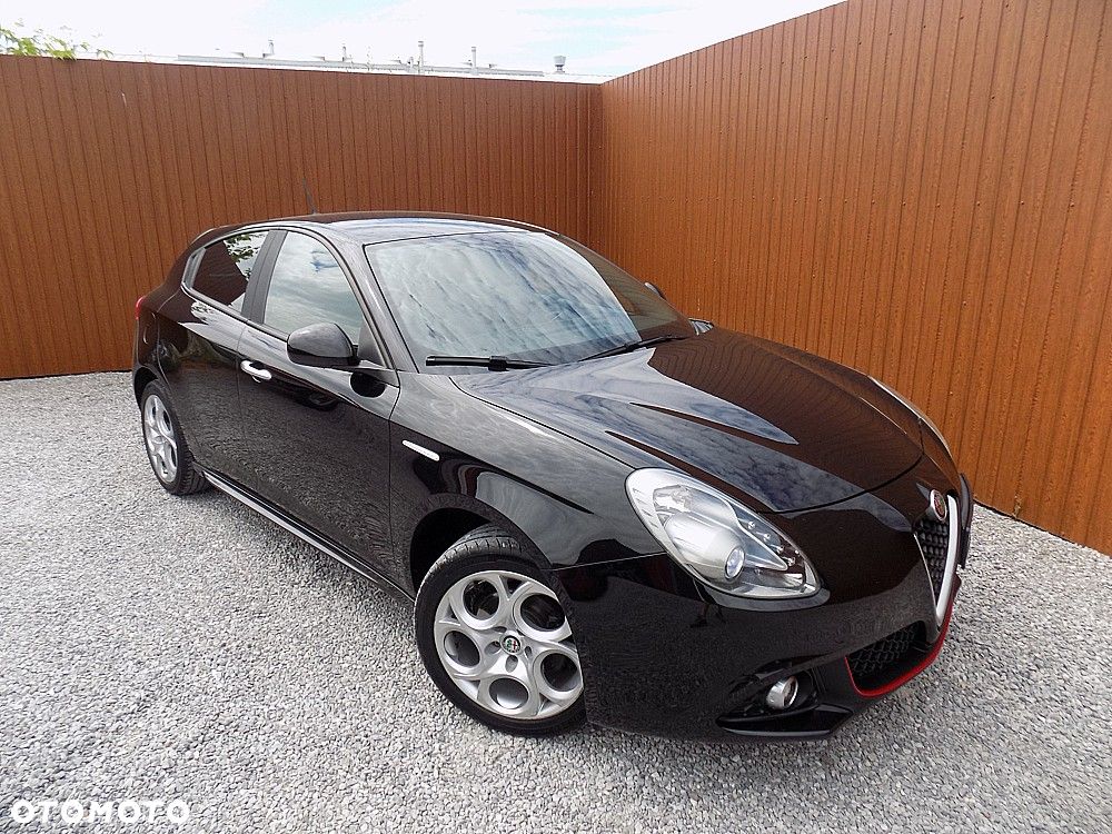 Alfa Romeo Giulietta 1.4 TB 16V Turismo - 1