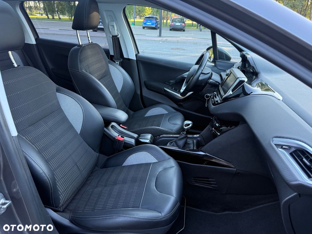 Peugeot 2008 PureTech 130 Stop&Start Allure - 25