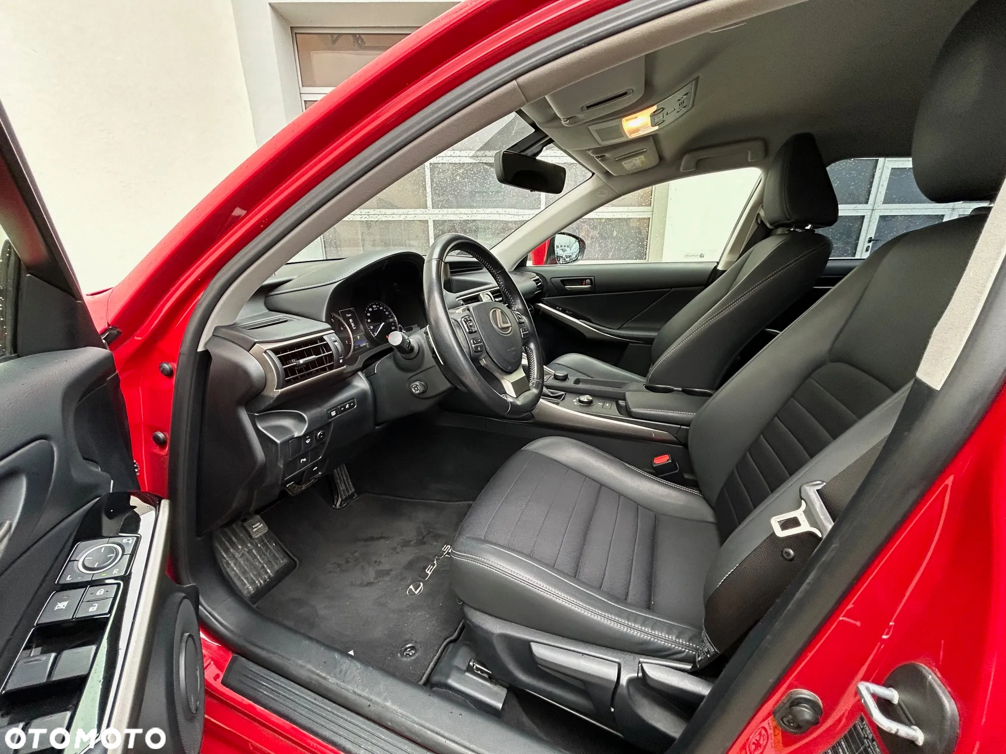 Lexus IS 200t Elegance - 10