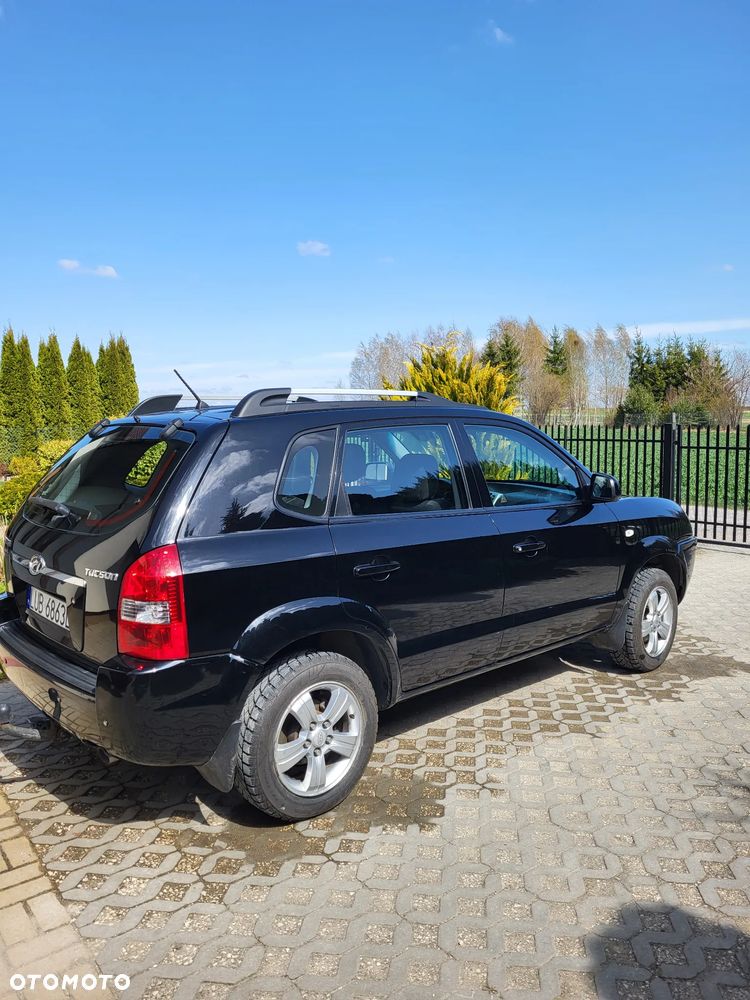 Hyundai Tucson 2.0 2WD GLS - 3