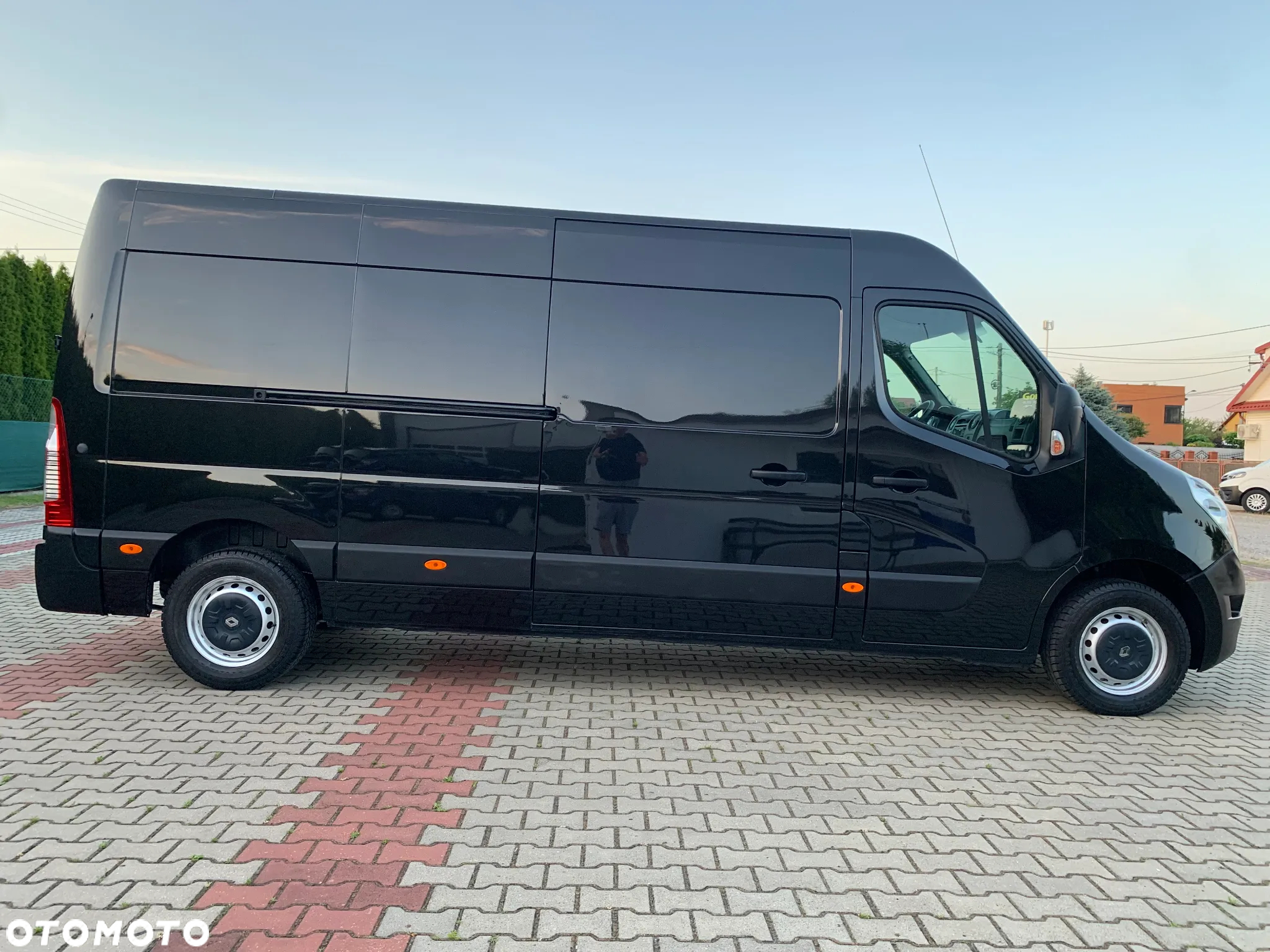 Renault MASTER 2,3dci -130KM L3H2 - 11