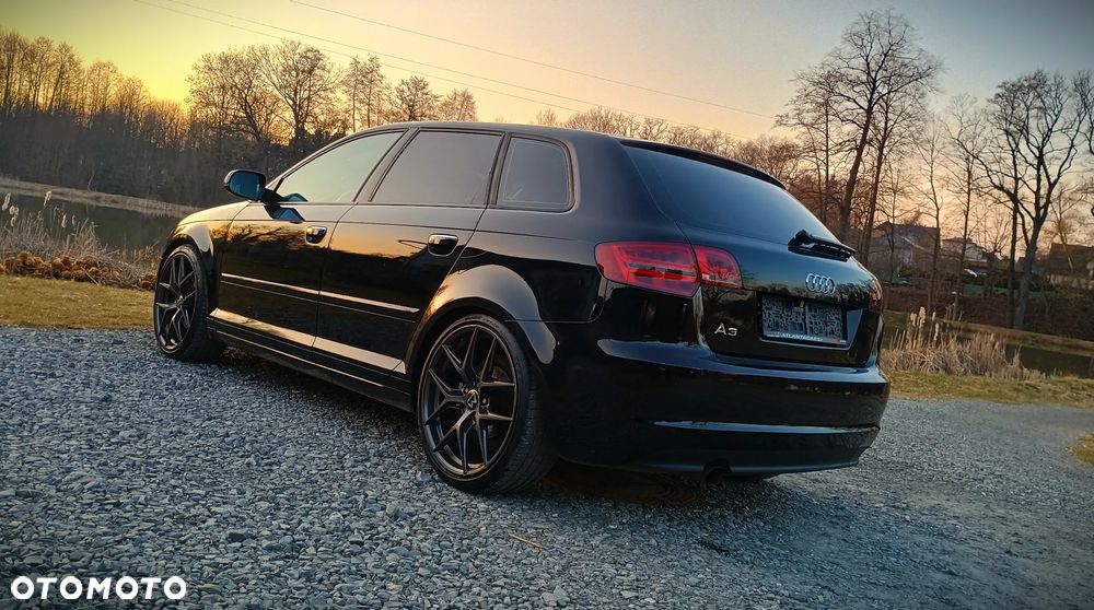 Audi A3 Sportback 1.6 Ambiente - 6