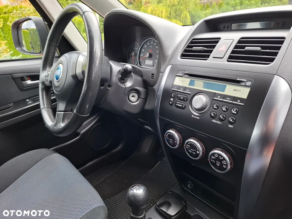 Fiat Sedici 1.6 16V 4x4 Emotion - 16