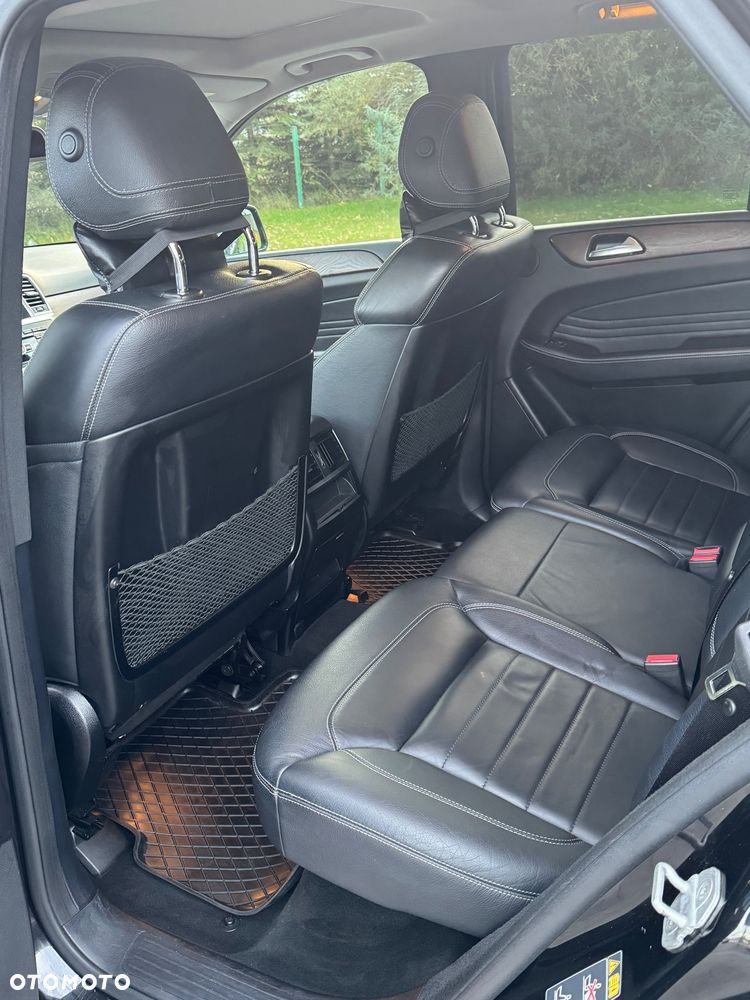 Mercedes-Benz ML 350 BlueTec 4-Matic - 5