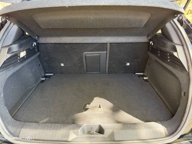 Opel Astra 1.2 T GS Line - 17