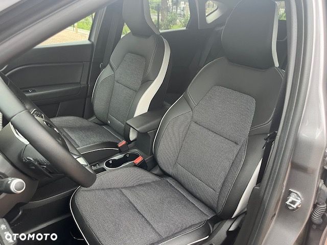 Renault Captur TCe 140 EDC GPF INTENS - 19