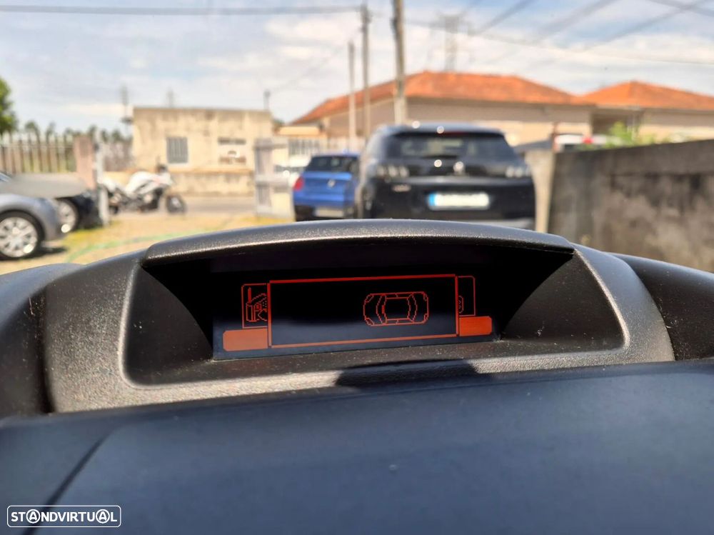 Peugeot Partner HDi 75 Esplanade - 29