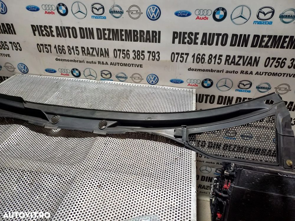 Grila Stergatoare Audi Q7 4L 2006-2007-2008-2009-2010-2011-2012-2013-2014-2015 - Dezmembrari Arad - 7