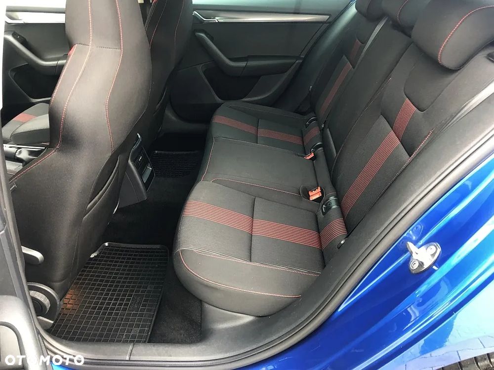 Skoda Octavia 1.5 TSI ACT Style DSG - 12