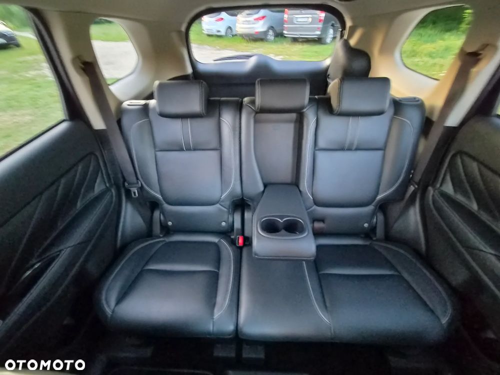 Mitsubishi Outlander - 35