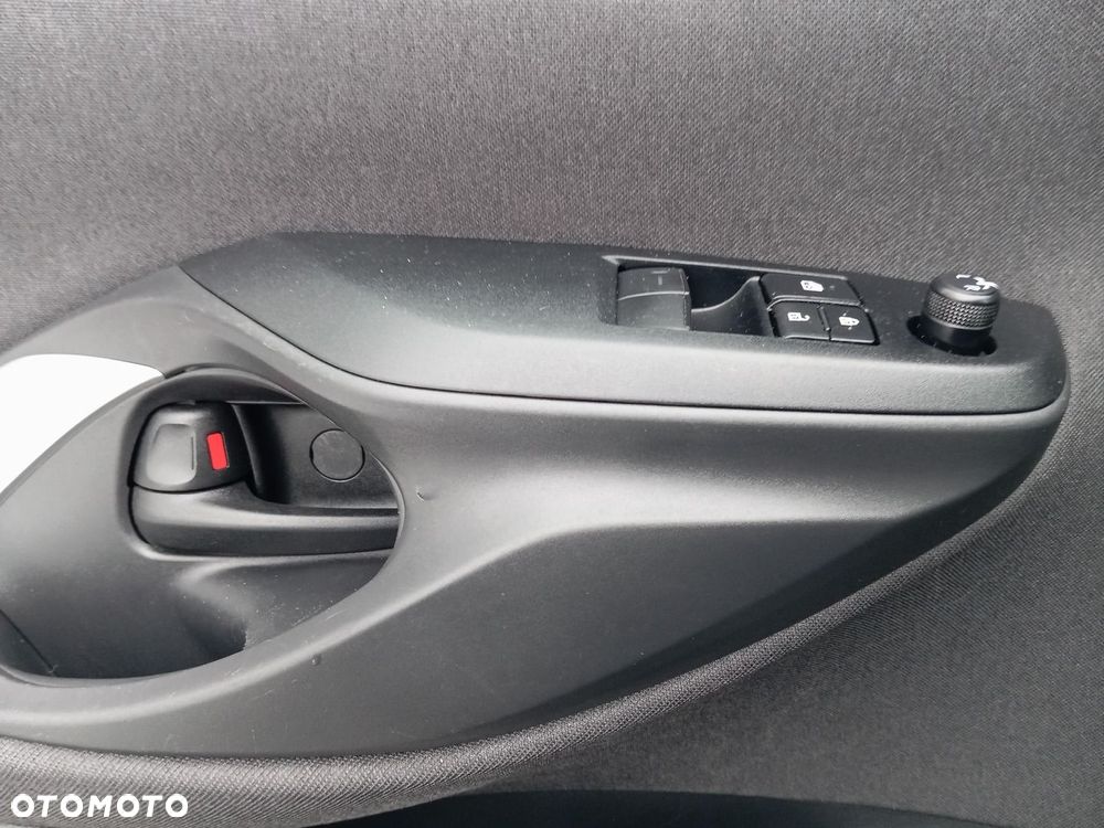 Toyota Yaris 1.5 Active - 20