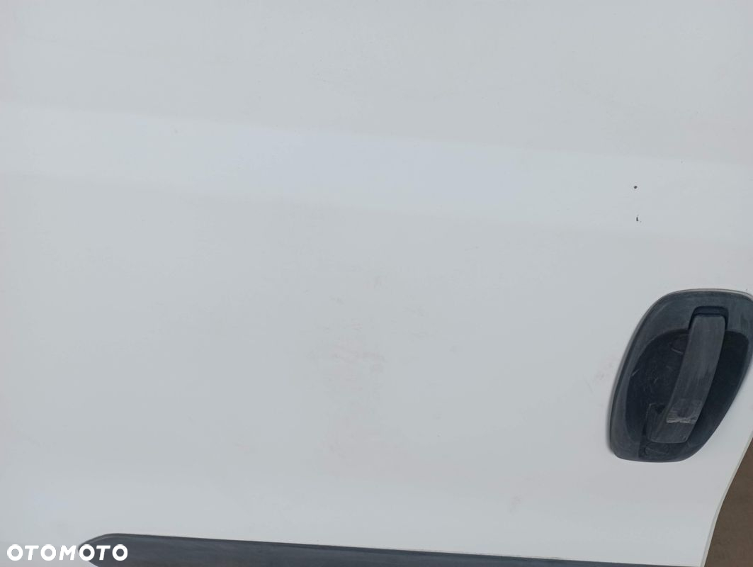 FIAT DOBLO II 2 DRZWI PRZESUWNE BOCZNE PRAWE EUROPA - 4