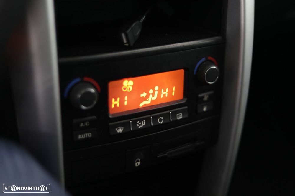 Peugeot 207 SW 1.4 Sport - 11