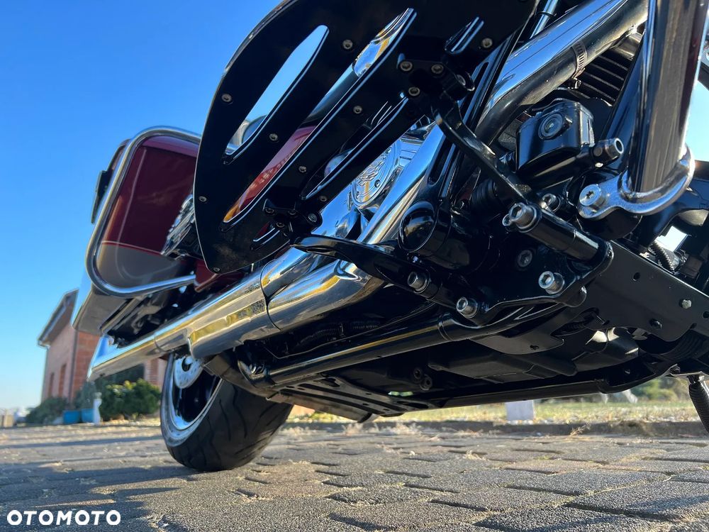 Harley-Davidson Touring Road King - 17