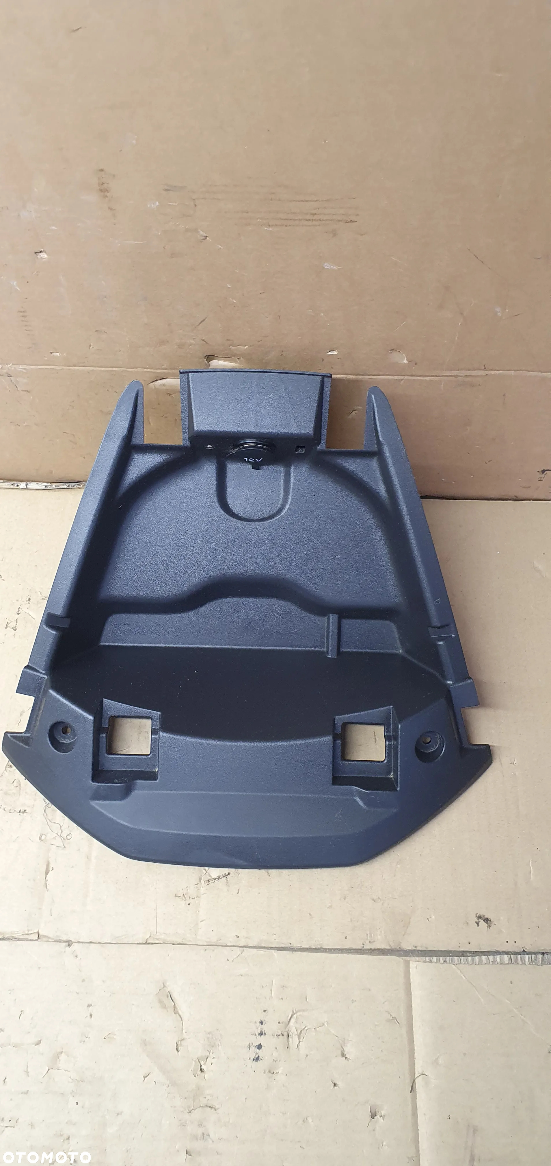 Osłona półka deski konsoli AUX Gniazdo zapalniczki Ford Transit Custom MK8 BK21-V06202-ABW - 2
