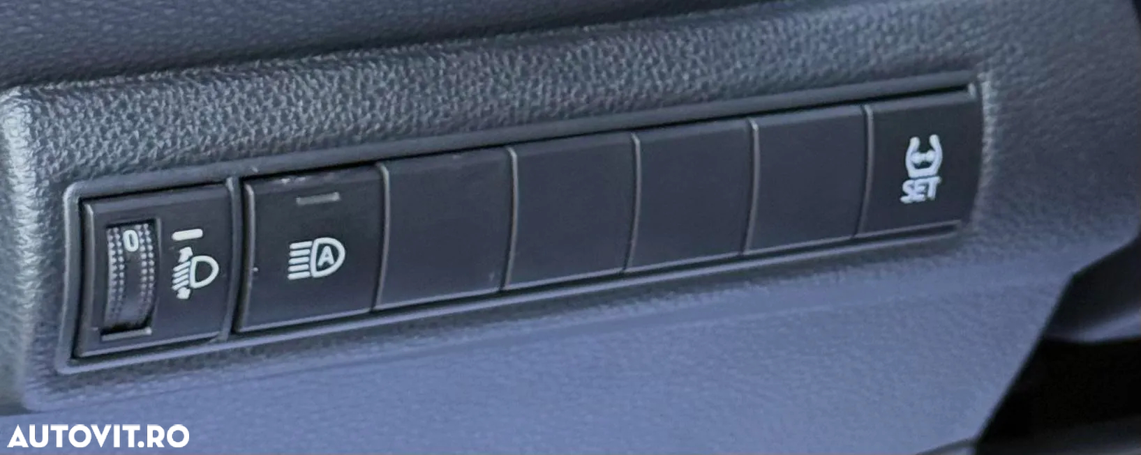 Toyota Corolla Sedan 1.5 TNGA MT Business - 24