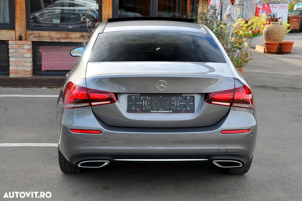 Mercedes-Benz A 180 7G-DCT Edition 2021 - 6