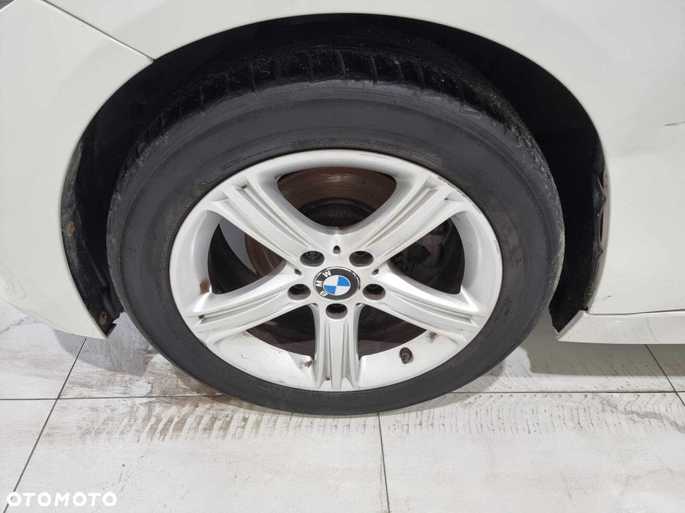 BMW Seria 3 - 34