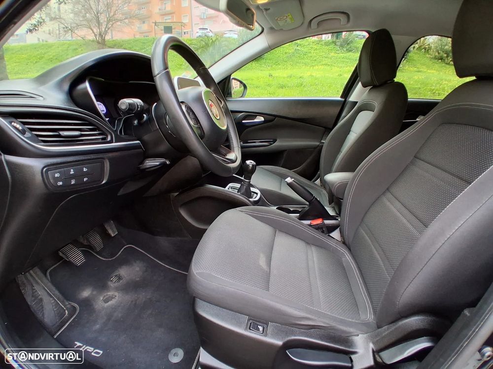 Fiat Tipo 1.3 M-Jet Lounge Tech - 19
