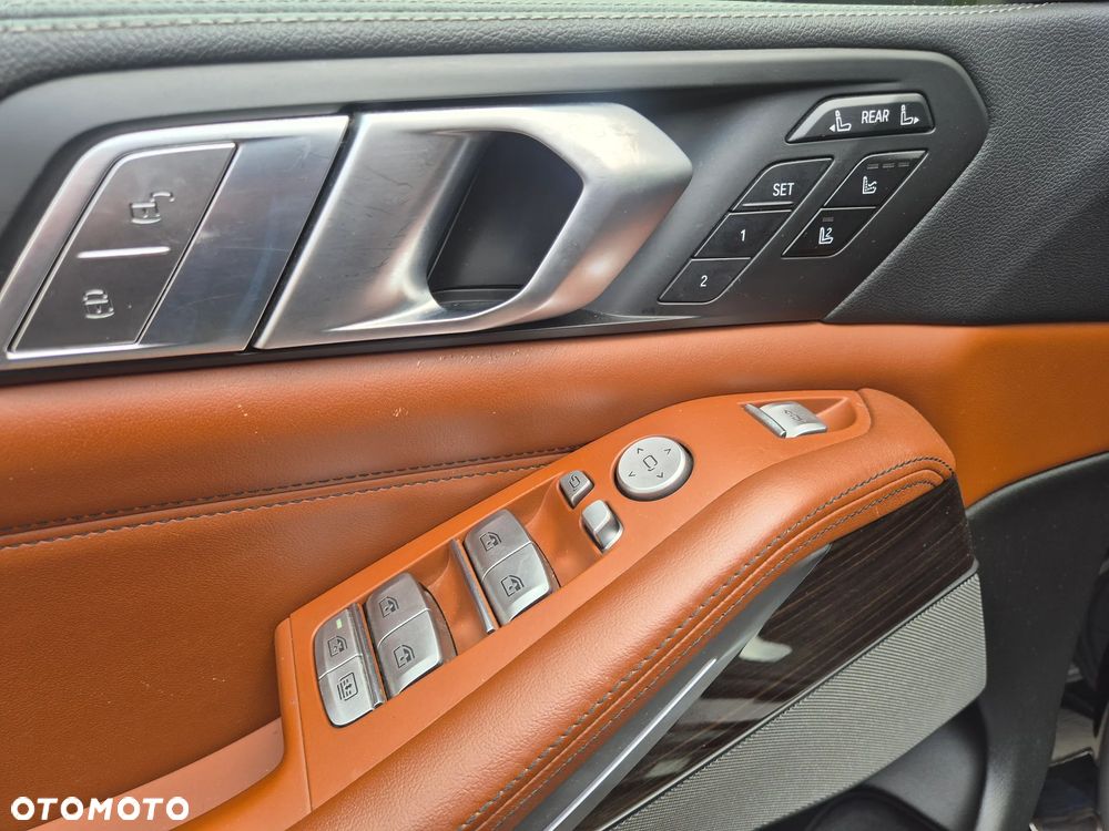BMW X7 xDrive30d sport - 19