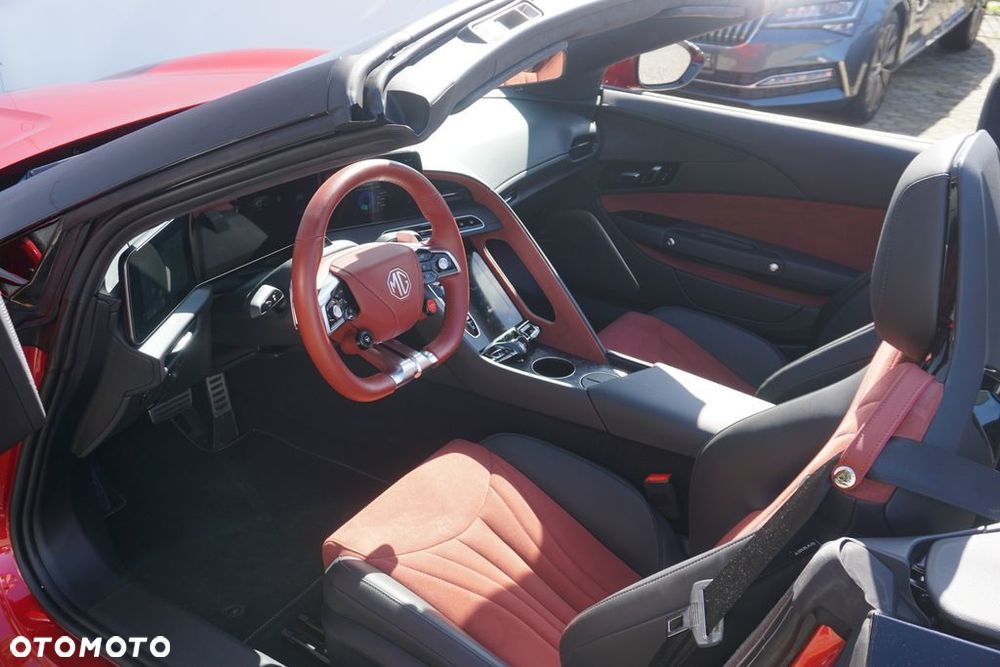 MG Cyberster 77kWh AWD Czarny Dach - 10