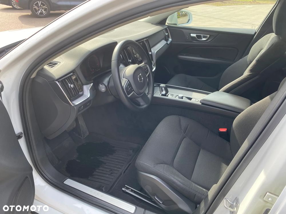 Volvo V60 B3 B Momentum Core - 15