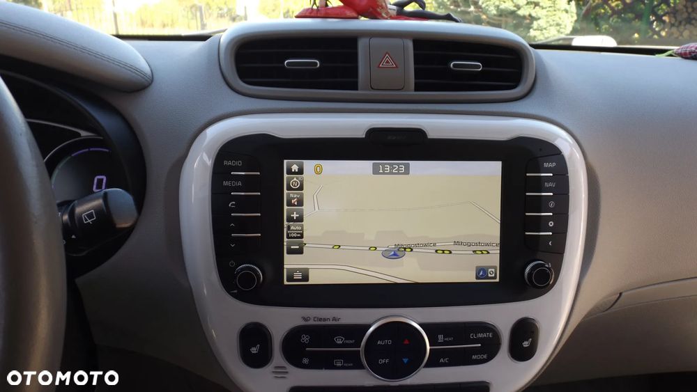Kia Soul EV - 11