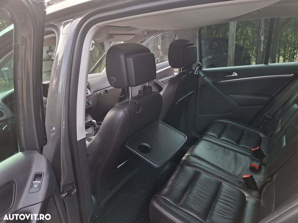 Volkswagen Tiguan 2.0 TDI 4Motion DSG Sport & Style - 12