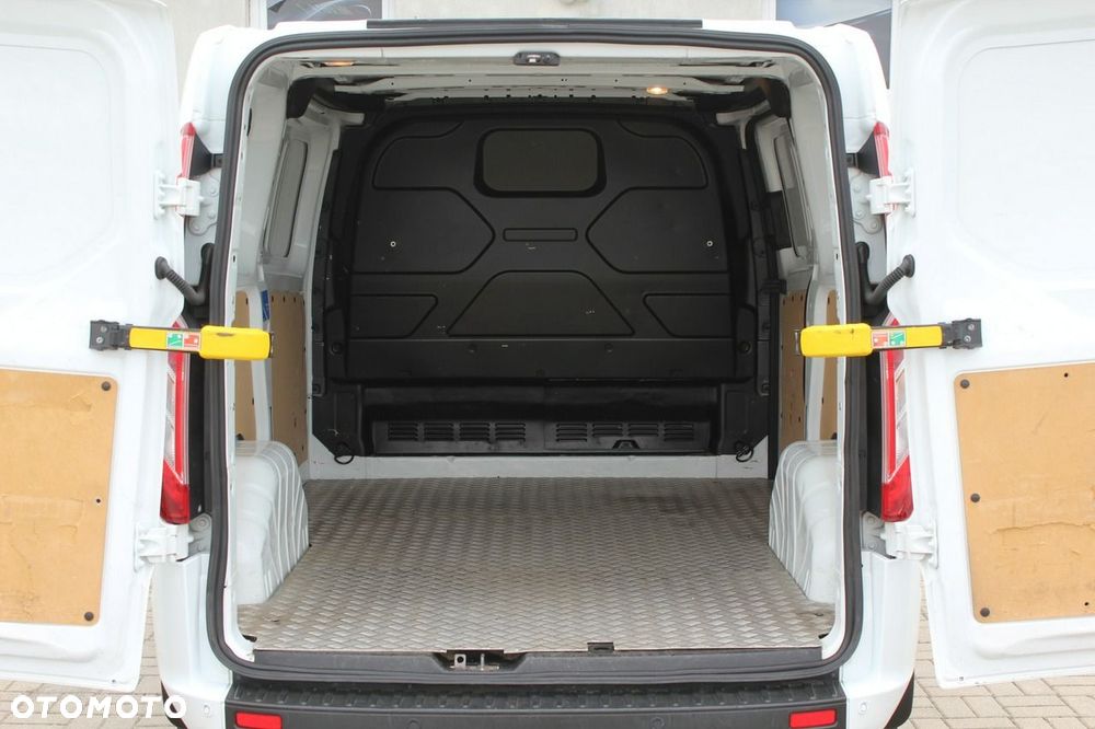 Ford Transit Custom - 9