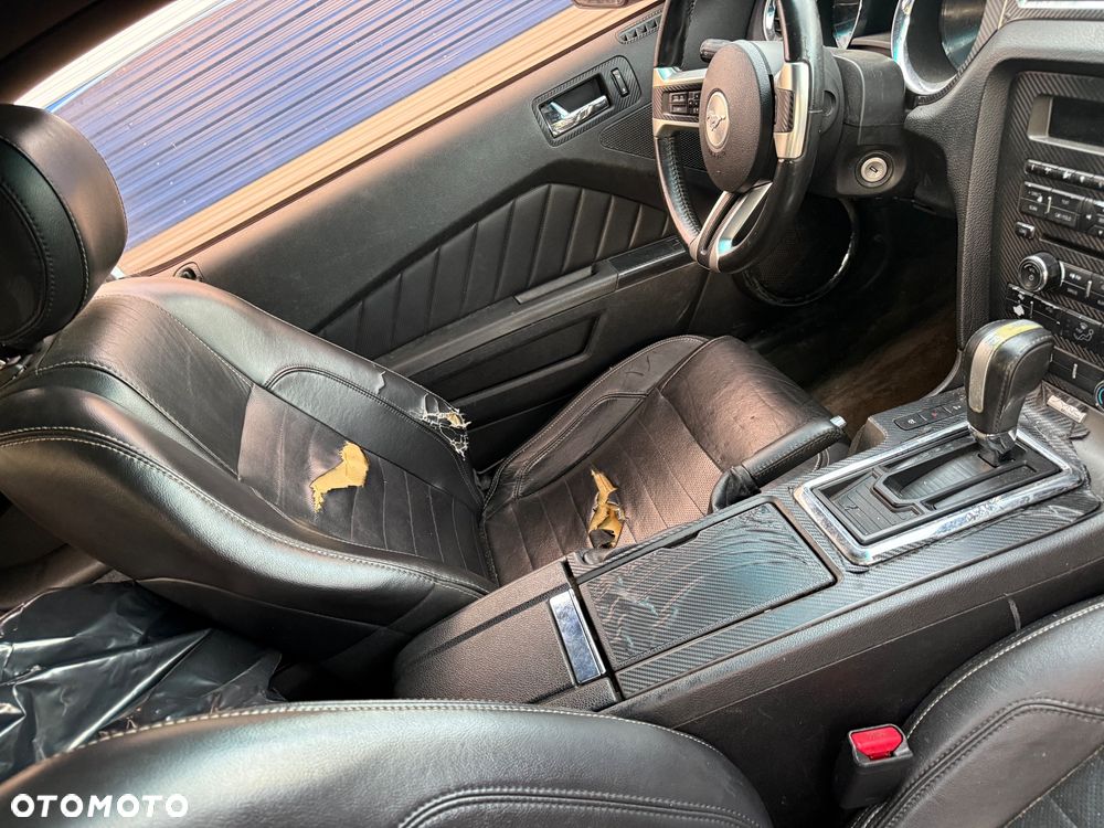 Ford Mustang 3.7 V6 Premium - 10