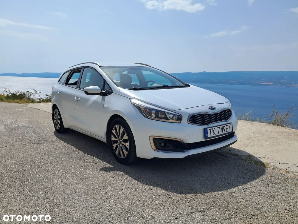 Kia Ceed - 1