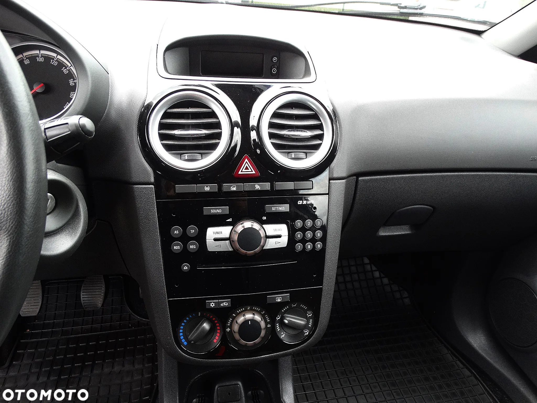 Opel Corsa - 21