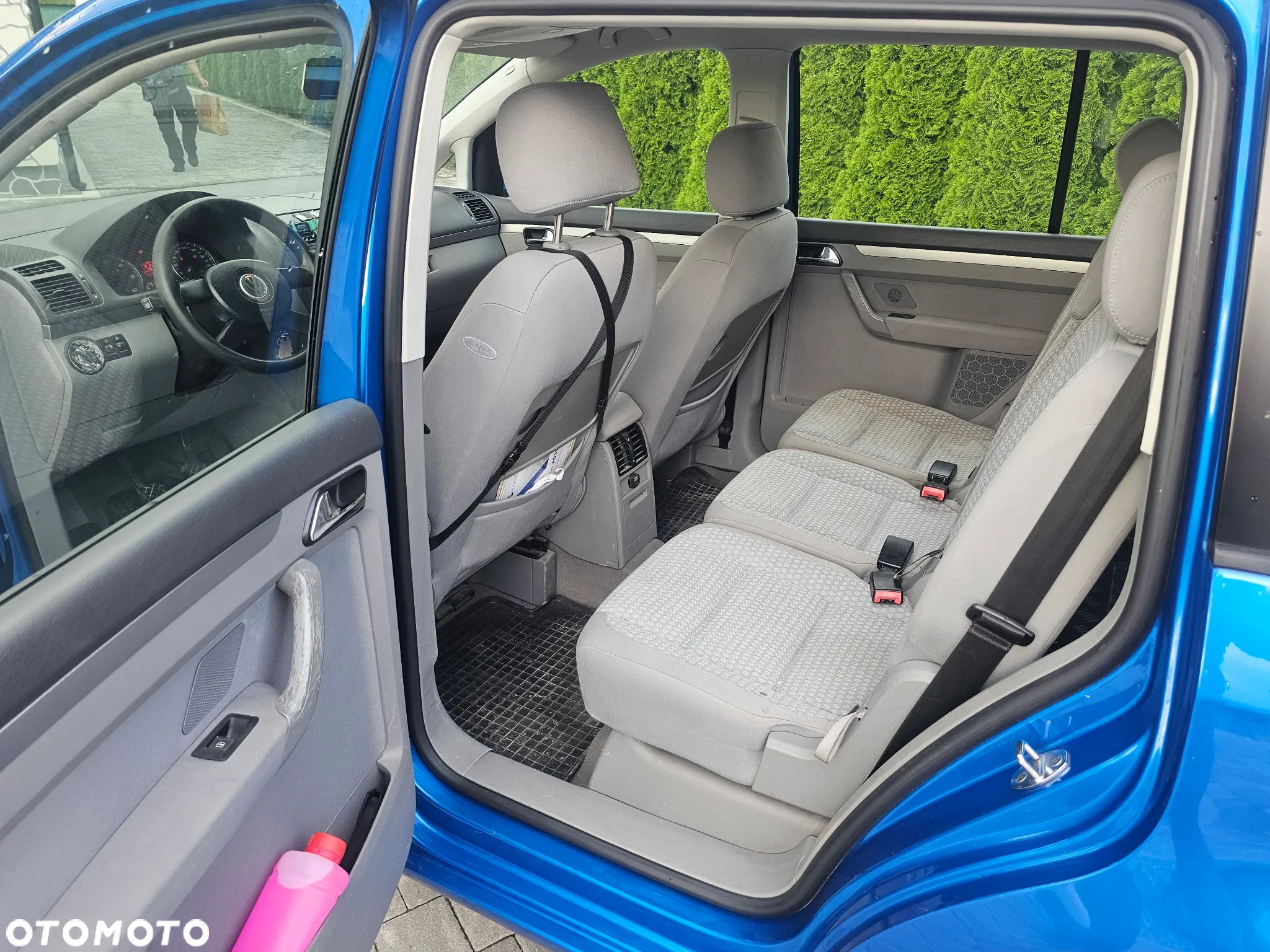 Volkswagen Touran 2.0 TDI Highline - 12