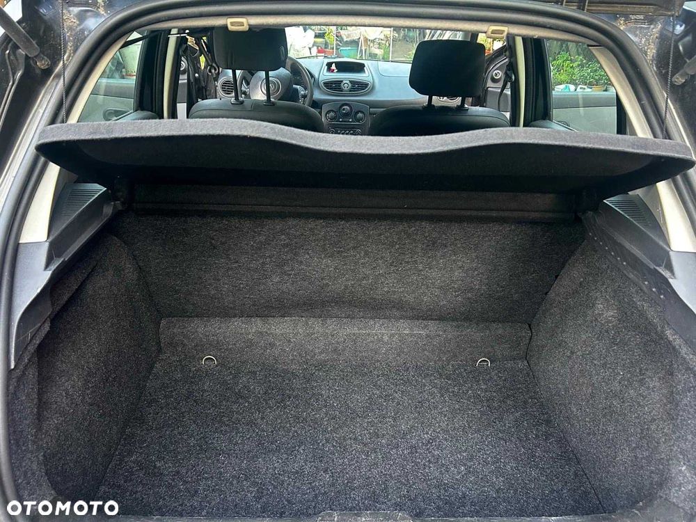 Renault 4 - 6