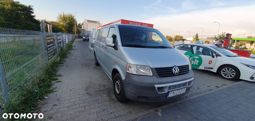 Volkswagen Transporter - 2